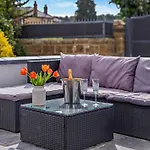 2 Bed House With Hot Tub - House Сasa de vacaciones Great Ayton