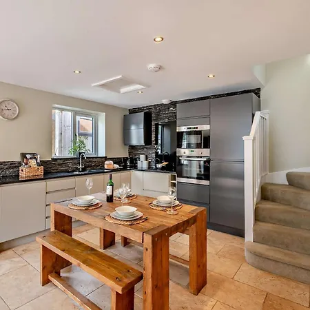 Holiday home 2 Bed House With Hot Tub Great Ayton - Top House Great Ayton