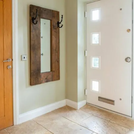 度假居 2 Bed House With Hot Tub - House *