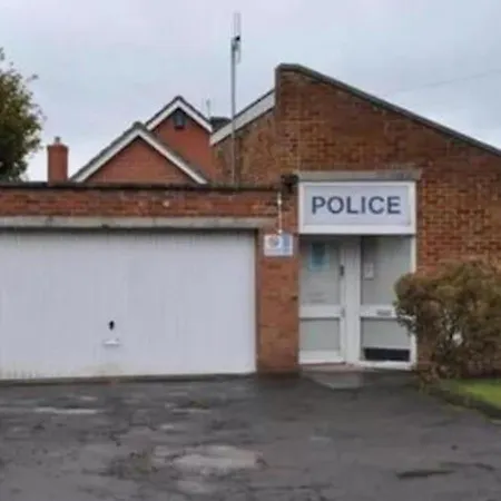 2 Bed House With Hot Tub - House 度假居 *